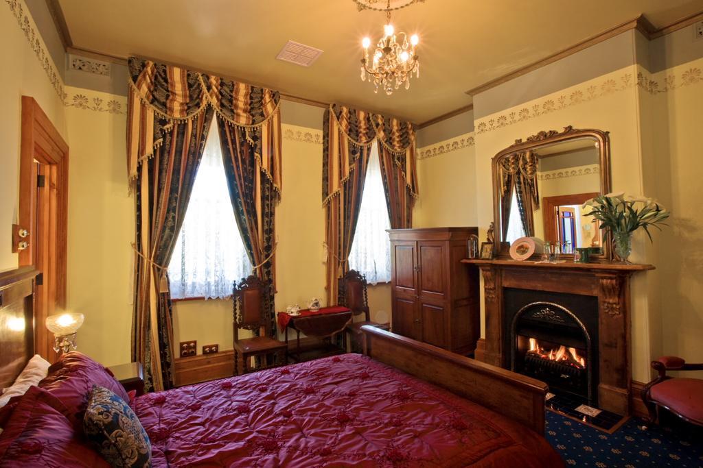 Freeman On Ford Bed & Breakfast Beechworth Bagian luar foto