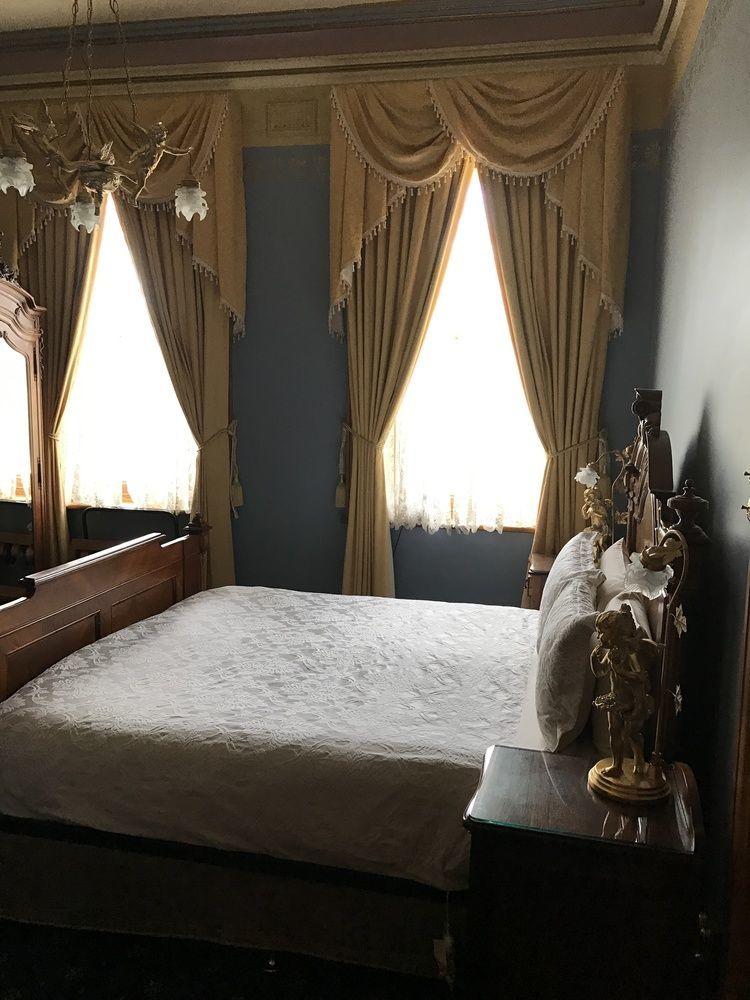 Freeman On Ford Bed & Breakfast Beechworth Bagian luar foto